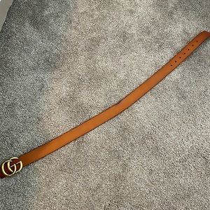 Faux “Gucci” belt with classing interlocking Gs